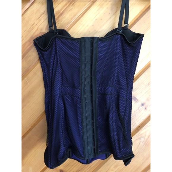 Coquette Studded Corset - Picture 2 of 3